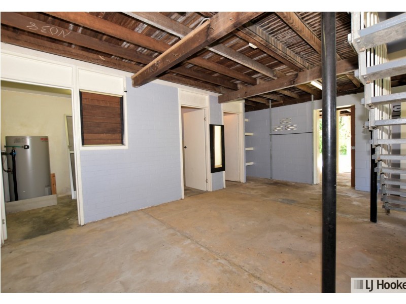 10 Briggs Street, Tully QLD 4854