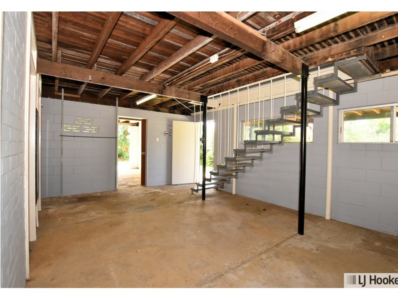 10 Briggs Street, Tully QLD 4854