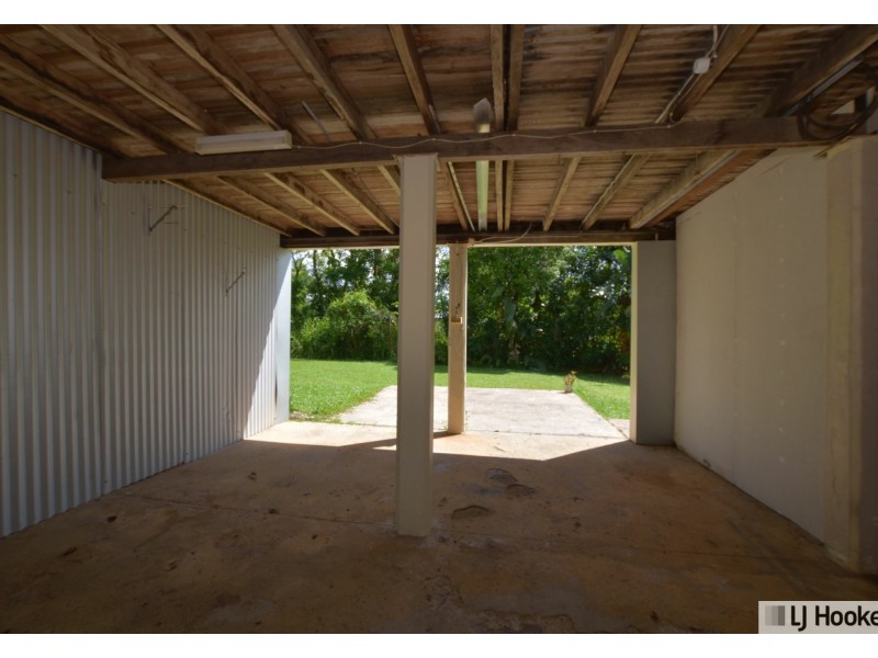 10 Briggs Street, Tully QLD 4854