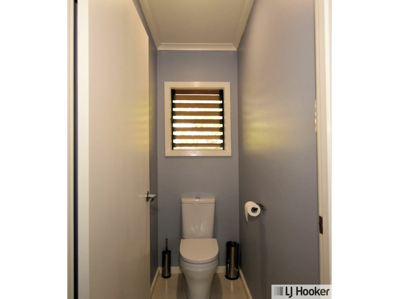 10 Briggs Street, Tully QLD 4854