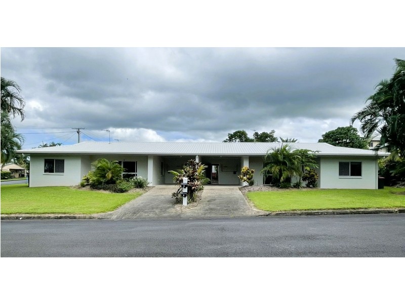 1 & 2/13 Cairns St, Tully QLD 4854