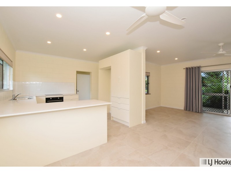 1 & 2/13 Cairns St, Tully QLD 4854