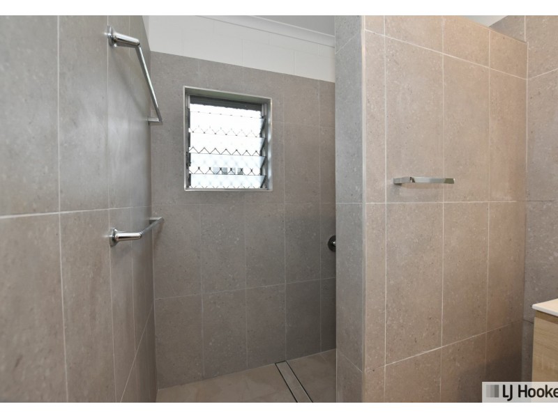 1 & 2/13 Cairns St, Tully QLD 4854