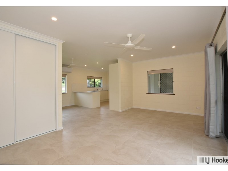 1 & 2/13 Cairns St, Tully QLD 4854