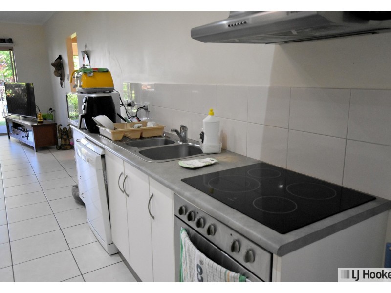 Unit 4/11 McQuillen St, Tully QLD 4854