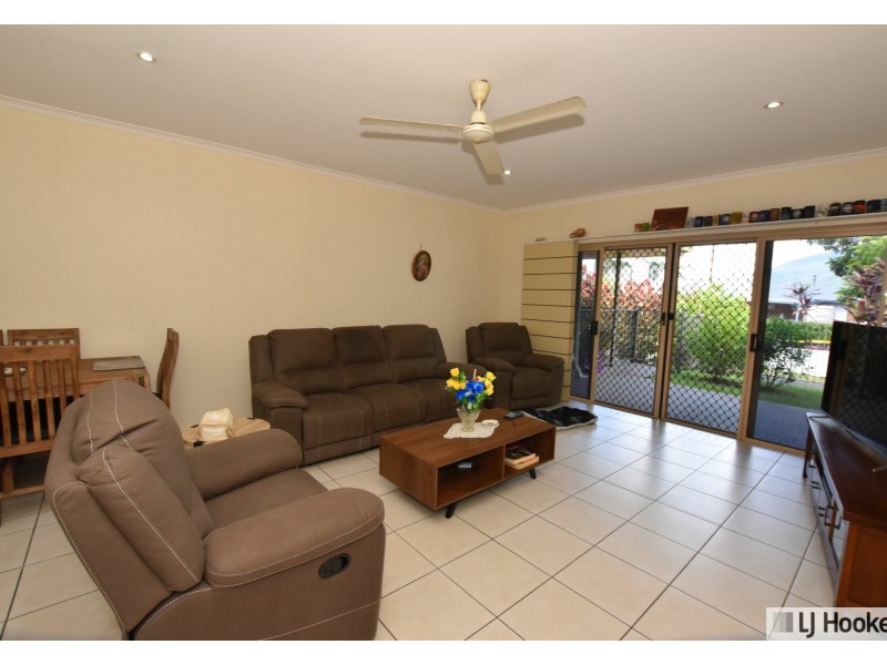 Unit 4/11 McQuillen St, Tully QLD 4854