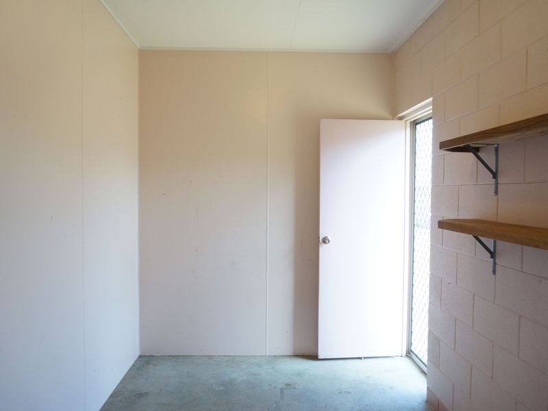 143 Bryant Street, Tully QLD 4854