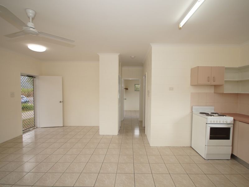 143 Bryant Street, Tully QLD 4854