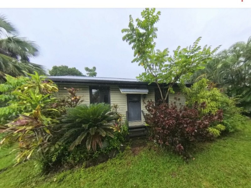 5 Clarke Kennedy Street, Tully QLD 4854