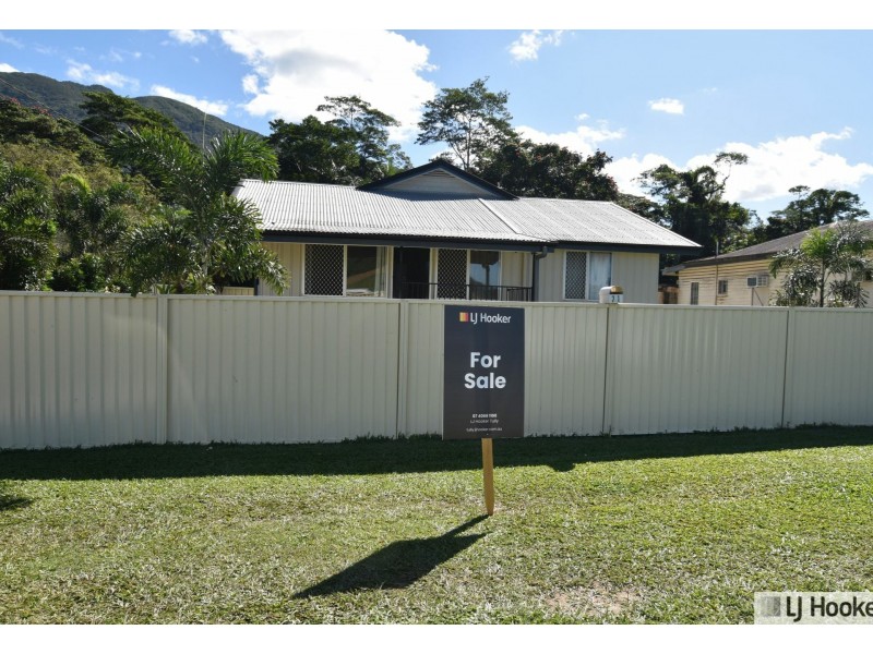 71 Murray Street, Tully QLD 4854