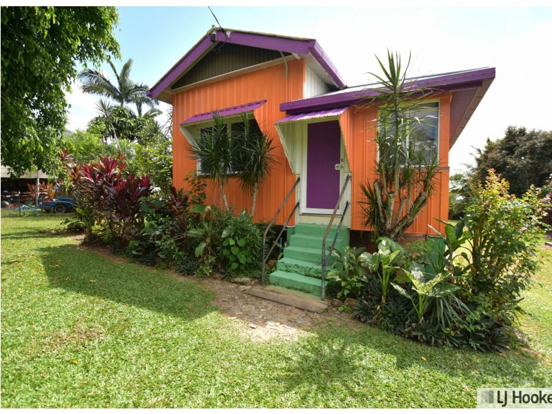 16 Henry Street, Tully QLD 4854