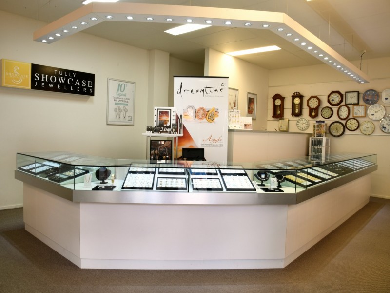 Shop Tully Jewellers/1/28 Butler Street, Tully QLD 4854