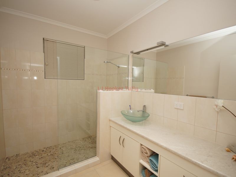 83 Taylor Street, Tully Heads QLD 4854