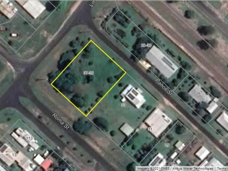 37-39 Panos Street, Cardwell QLD 4849