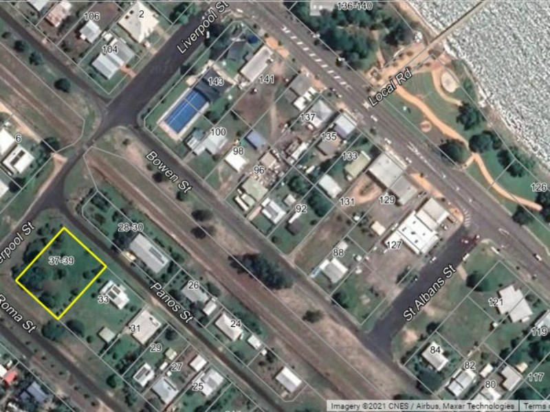 37-39 Panos Street, Cardwell QLD 4849