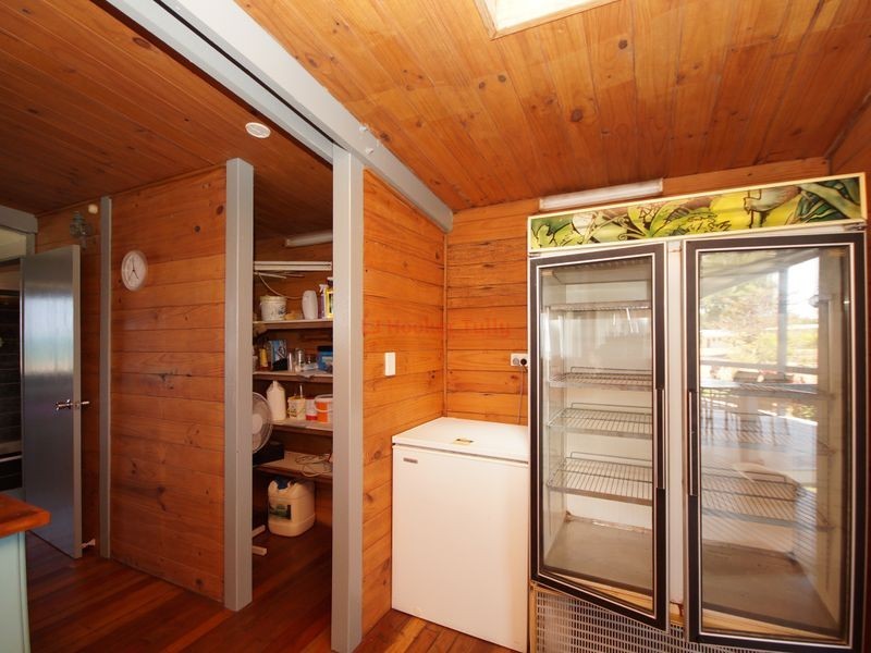 28 Taylor Street, Tully Heads QLD 4854