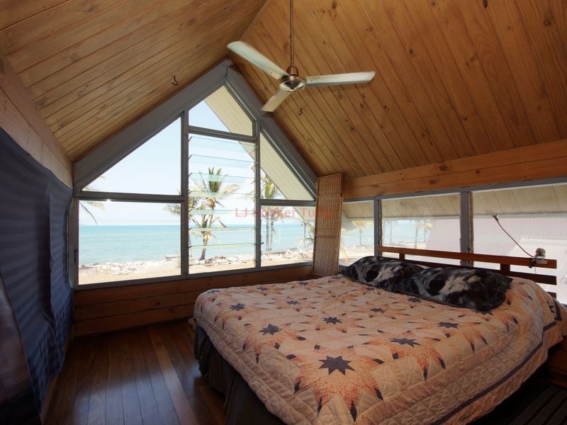 28 Taylor Street, Tully Heads QLD 4854