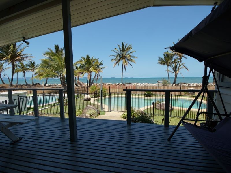 28 Taylor Street, Tully Heads QLD 4854