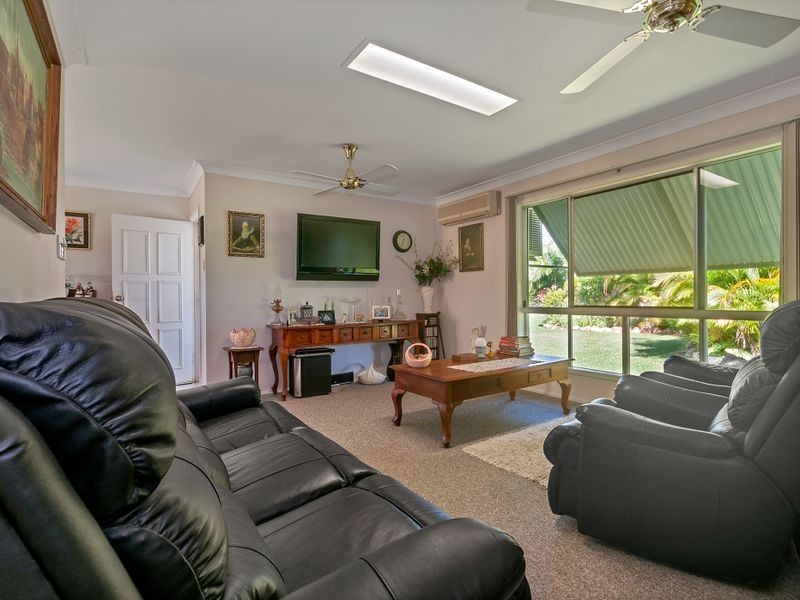 55786 Bruce Highway, Alligator Creek QLD 4816