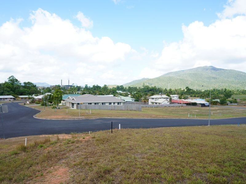 L34 Pease. St, Tully QLD 4854