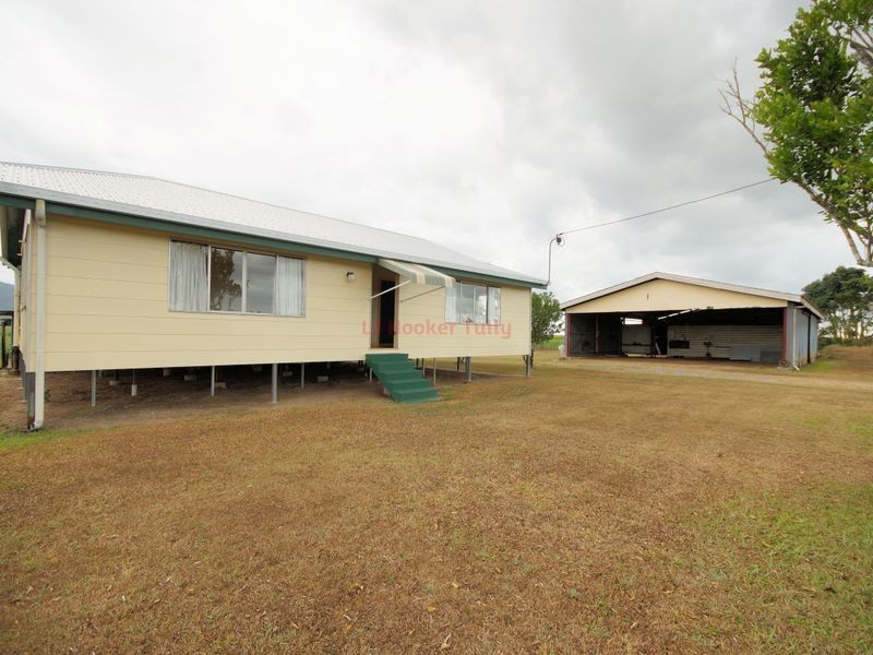 513 Tully Hull Road, Lower Tully QLD 4854