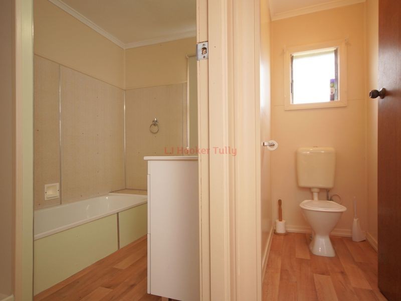 513 Tully Hull Road, Lower Tully QLD 4854