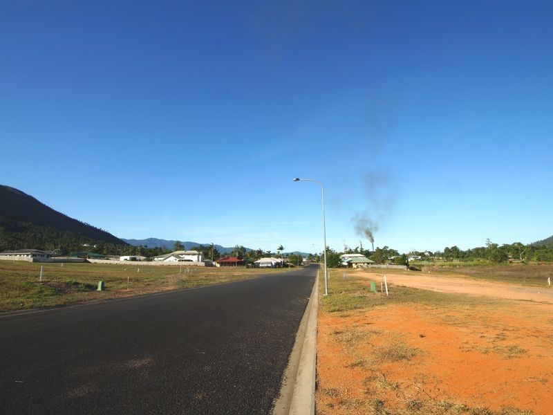 L3 Campbell Street, Tully QLD 4854
