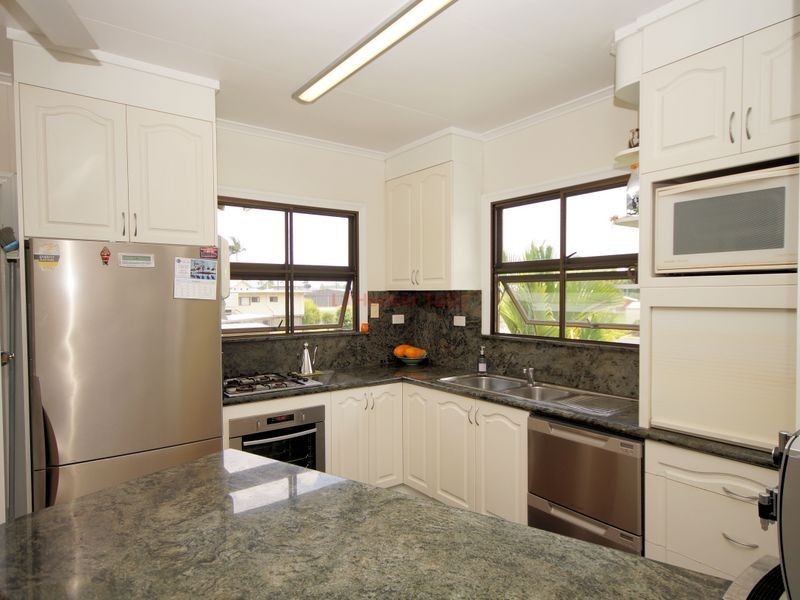 22 Theodore Street, Tully QLD 4854