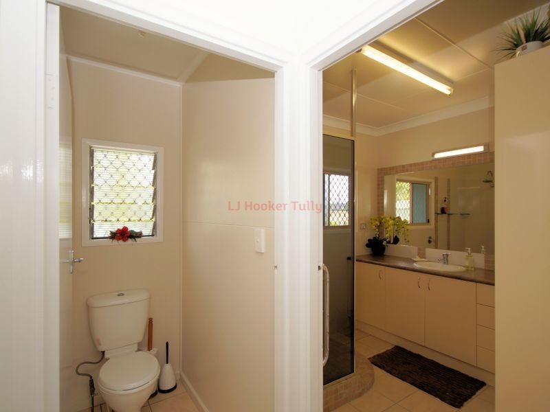 22 Theodore Street, Tully QLD 4854