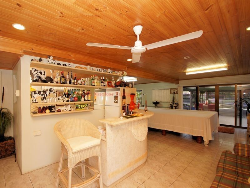 22 Theodore Street, Tully QLD 4854