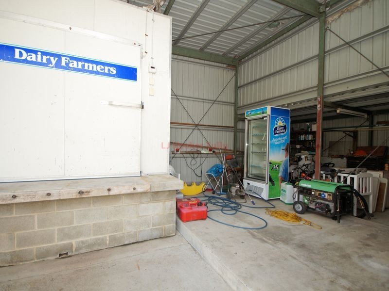 22 Theodore Street, Tully QLD 4854