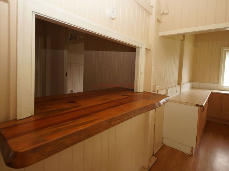 27 McQuillen Street, Tully QLD 4854