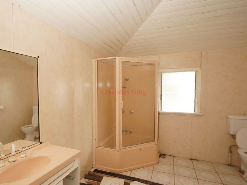 27 McQuillen Street, Tully QLD 4854