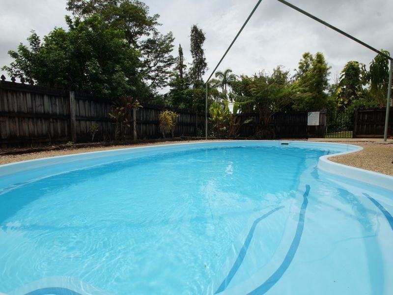 19 Henry Street, Tully QLD 4854