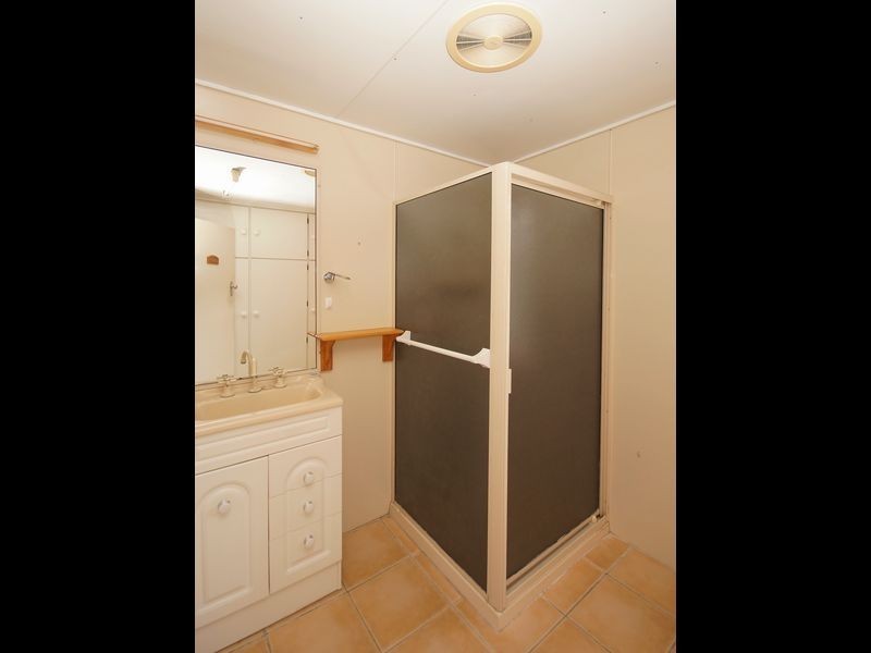 19 Henry Street, Tully QLD 4854