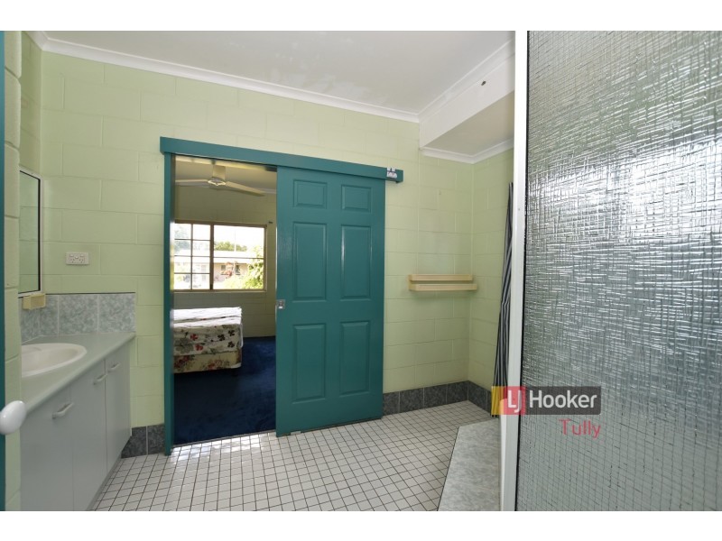 10 Maple Terrace, Tully QLD 4854