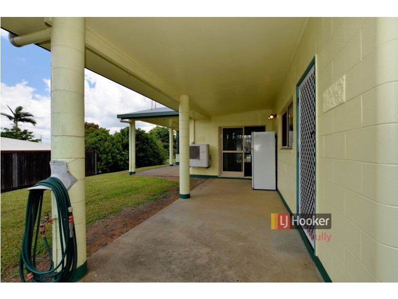 10 Maple Terrace, Tully QLD 4854
