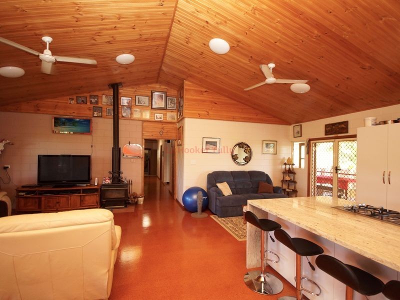 102 Hill Sixty Road, El Arish QLD 4855