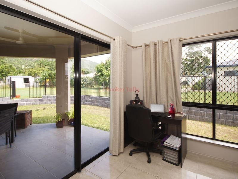 31 Murray Street, Tully QLD 4854