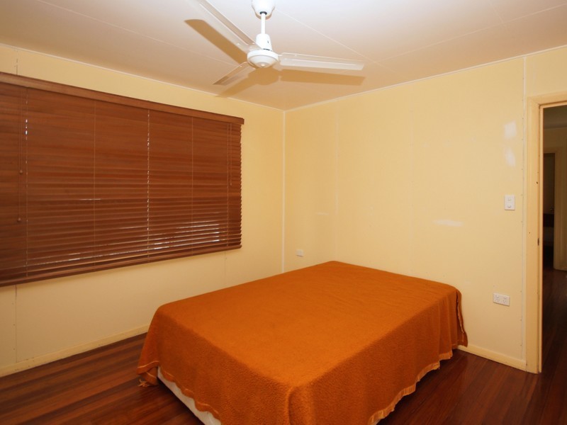 8 King Street, Tully QLD 4854