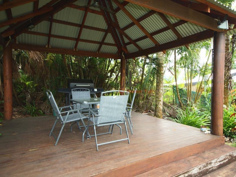 50 McQuillen Street, Tully QLD 4854