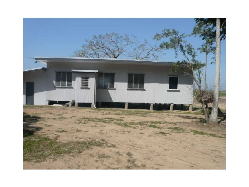 Tully Heads QLD 4854