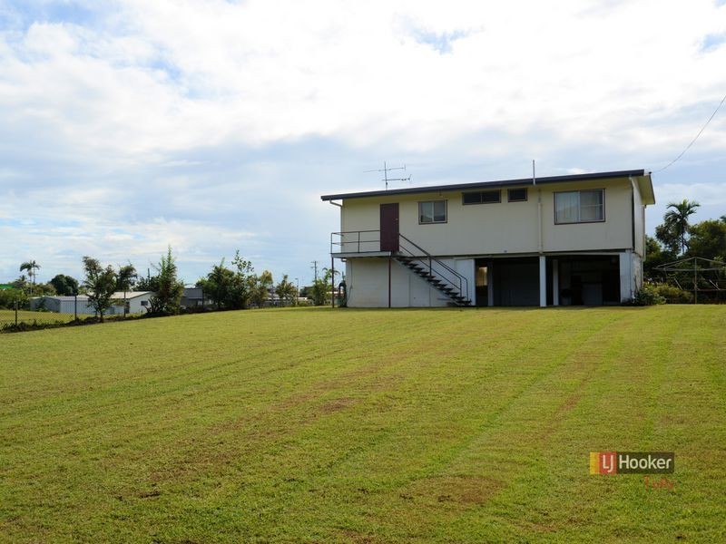 160 Bowen Street, Cardwell QLD 4849