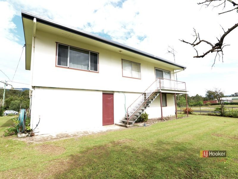 160 Bowen Street, Cardwell QLD 4849