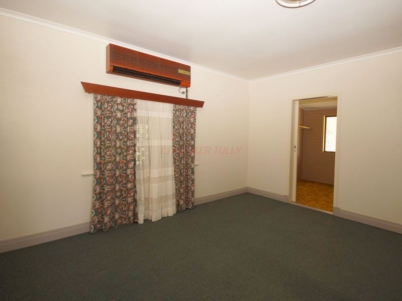 8 McQuillen Street, Tully QLD 4854