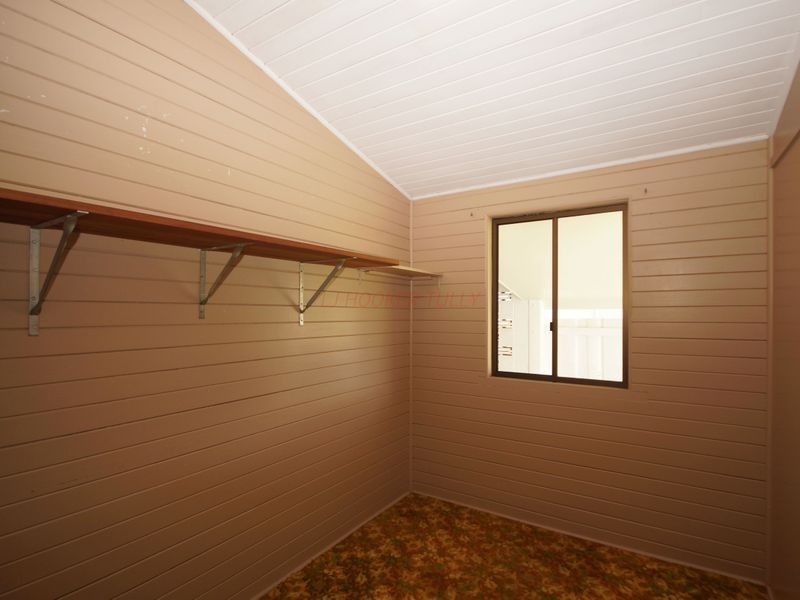 8 McQuillen Street, Tully QLD 4854