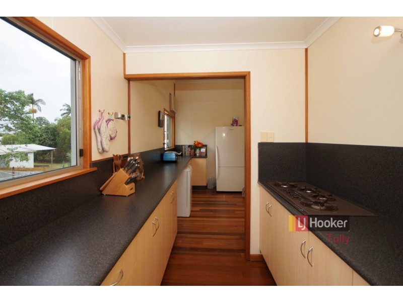 2 Trower Street, Tully QLD 4854