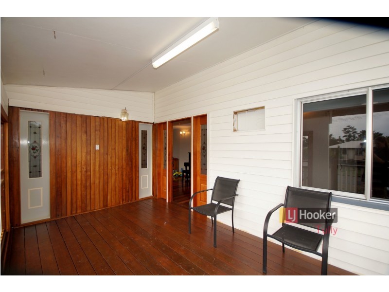 2 Trower Street, Tully QLD 4854