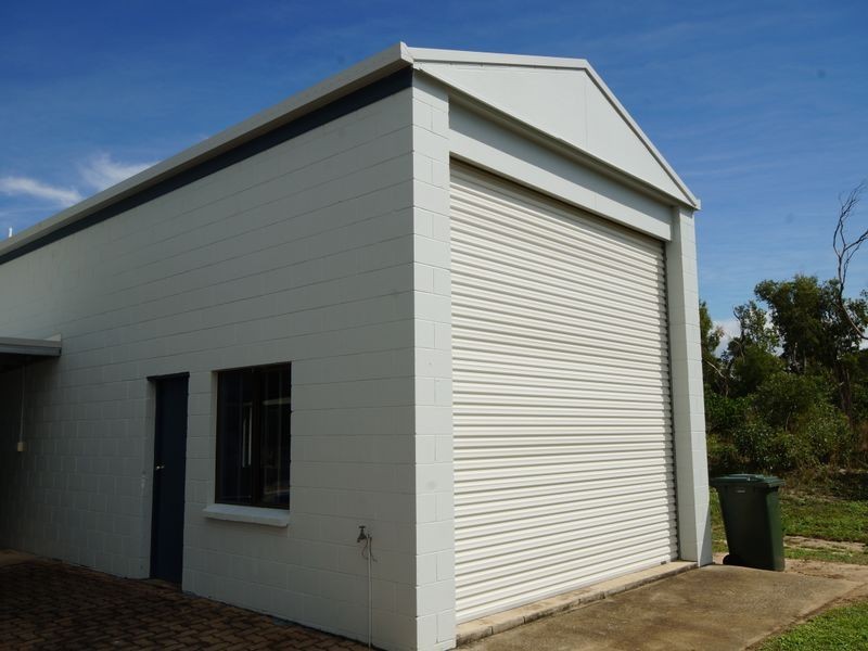 3/117 Taylor Street, Tully Heads QLD 4854