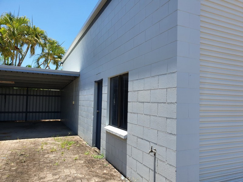 3/117 Taylor Street, Tully Heads QLD 4854